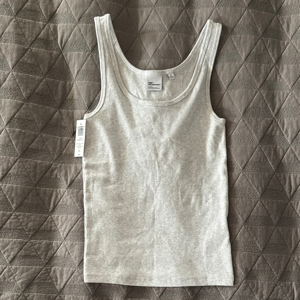Aritzia tank top